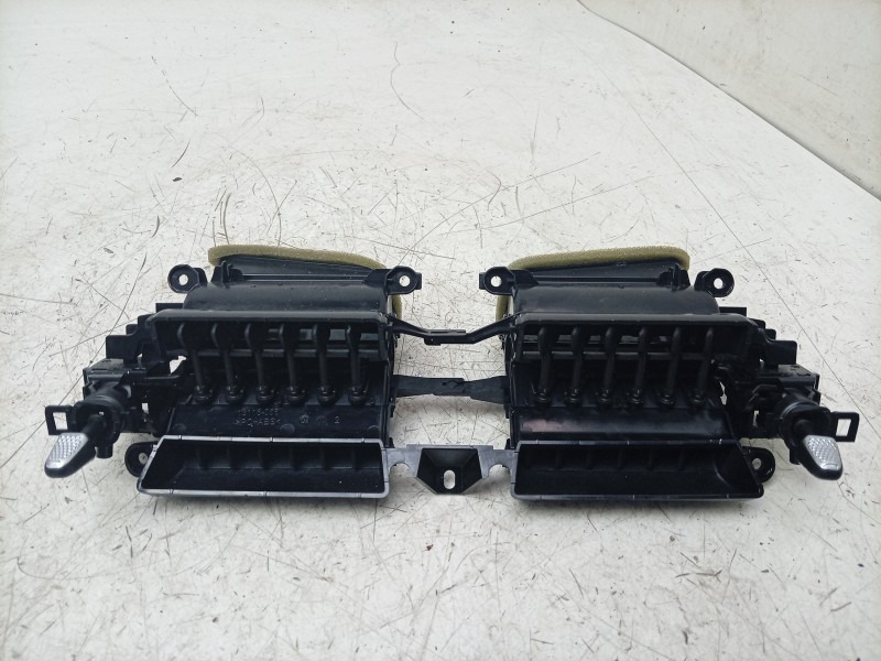 Recambio de aireador central para bmw 3 touring m3 competition xdrive referencia OEM IAM  5A8E279 