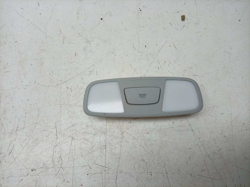 Recambio de luz interior para audi a3 sportback (8va) attraction referencia OEM IAM  8V0947111 
