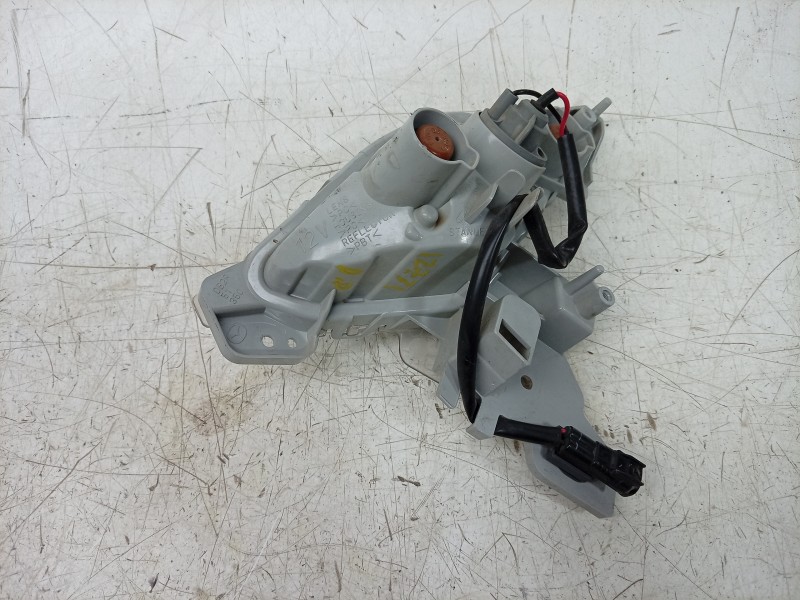 Recambio de piloto delantero derecho para mazda cx-3 (dk) 2.0 skyactiv-g referencia OEM IAM DB2R51350B DB2R51350 3270202/1402400