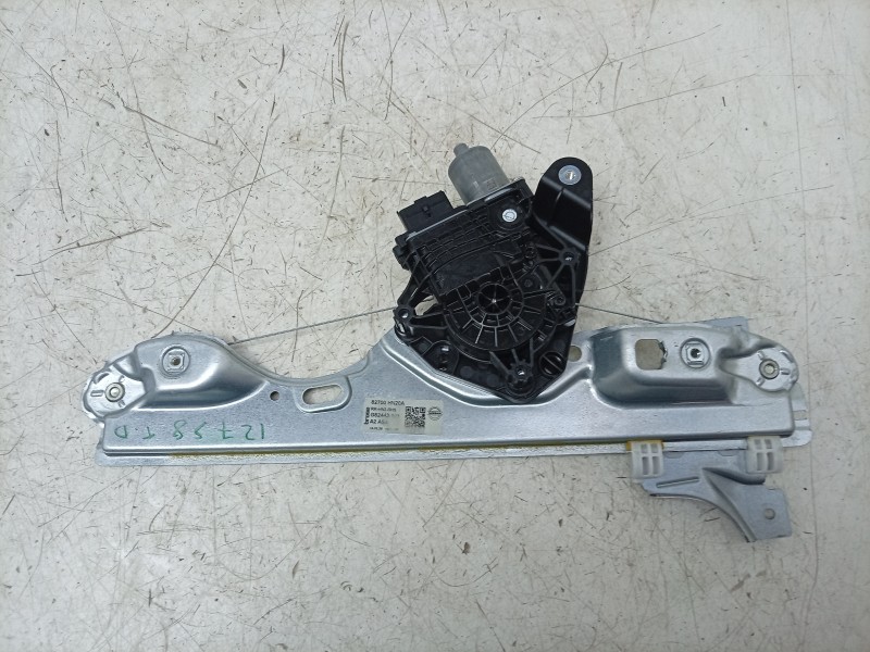Recambio de elevalunas trasero derecho para nissan qashqai iii (j12) 1.5 vc-t referencia OEM IAM  82700HN20A 