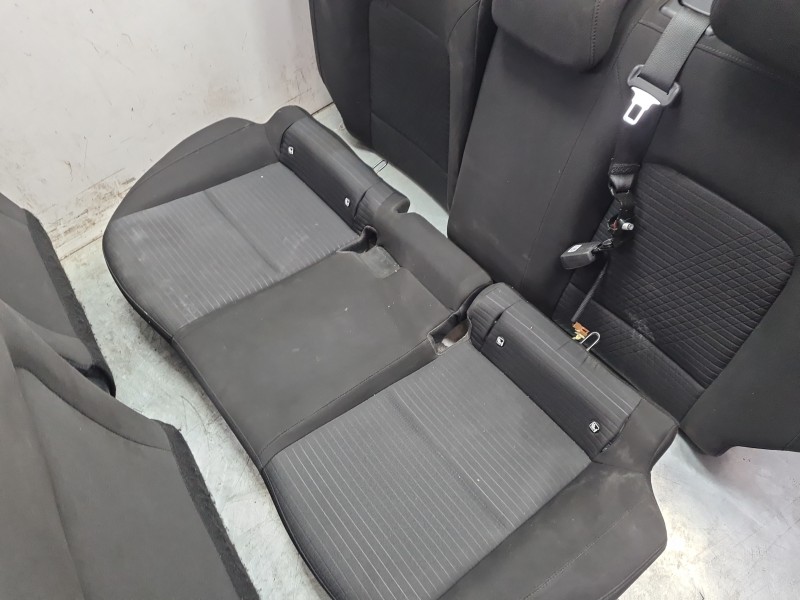 Recambio de juego asientos completo para hyundai i20 iii (bc3, bi3) 1.0 t-gdi referencia OEM IAM  88150Q0000 