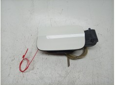 TAPA EXTERIOR COMBUSTIBLE 8V3809906 