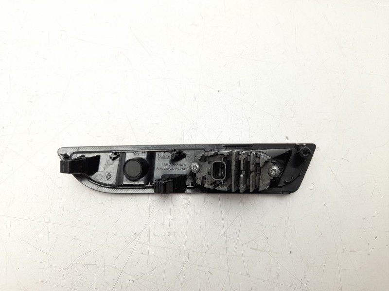 Recambio de piloto trasero derecho paragolpes para renault 5 e-tech 150 referencia OEM IAM  265407415R 