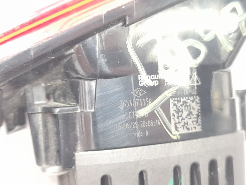 Recambio de piloto trasero derecho paragolpes para renault 5 e-tech 150 referencia OEM IAM  265407415R 