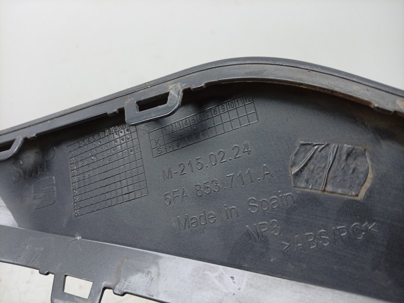 Recambio de moldura para cupra leon sportstourer (kl8, ku8, kud) 2.0 tsi 4drive referencia OEM IAM  5FA853711 