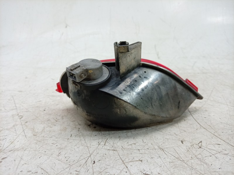 Recambio de faro antiniebla trasero izquierdo para dacia sandero iii 1.0 tce 90 eco-g referencia OEM IAM  265855178R 103F0859138