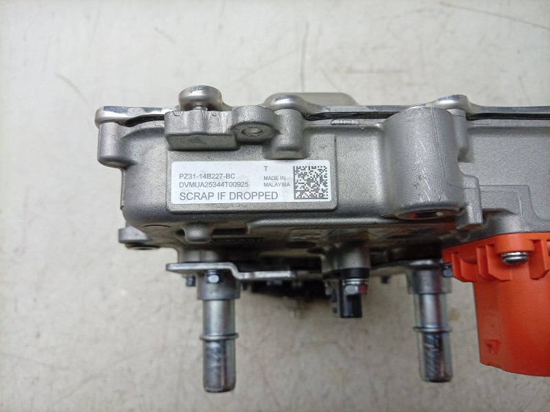 Recambio de inversor para volkswagen caravelle t7 2.5 ehybrid referencia OEM IAM  PZ3114B227BC 