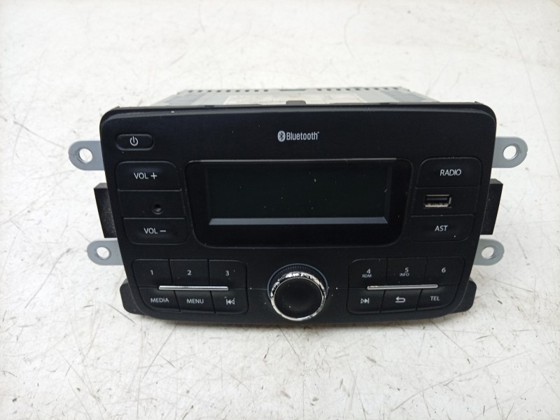 Recambio de sistema audio / radio cd para dacia duster (hm_) 1.2 tce 125 (hmma) referencia OEM IAM  28115812R 