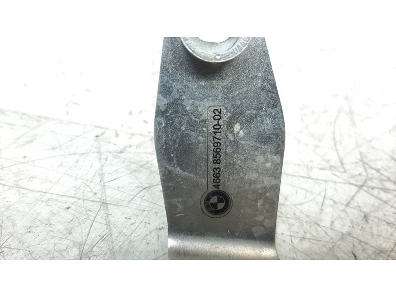 Recambio de portamaletas derecho para bmw f 850 gs f 850 adventure referencia OEM IAM 46638569710  