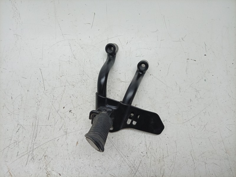 Recambio de estribo lateral para suzuki v-strom 650 referencia OEM IAM  4382028K00YAP 