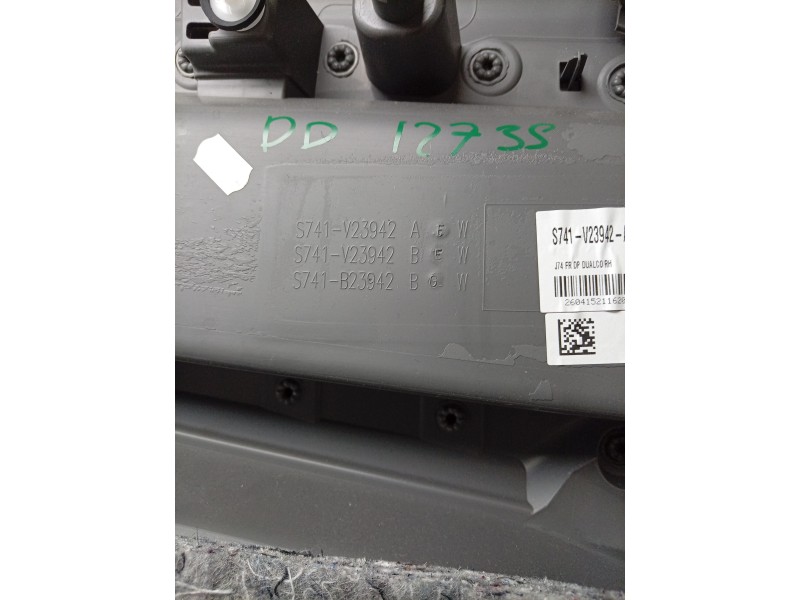 Recambio de moldura puerta delantera derecha para volkswagen caravelle t7 2.5 ehybrid referencia OEM IAM  S741V23890A 