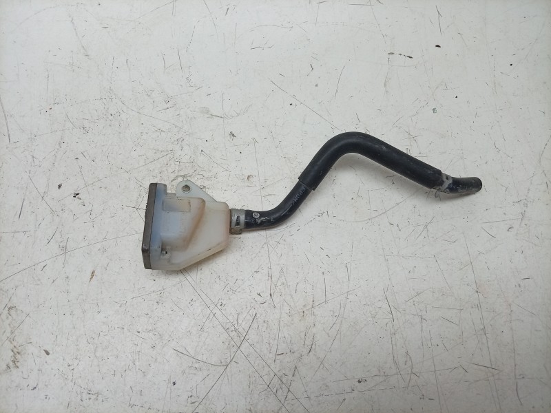 Recambio de deposito liquido de frenos para suzuki v-strom 650 referencia OEM IAM  6974001D02000 