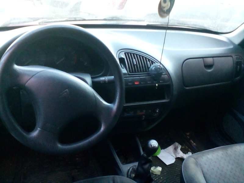 citroen saxo del año 2000