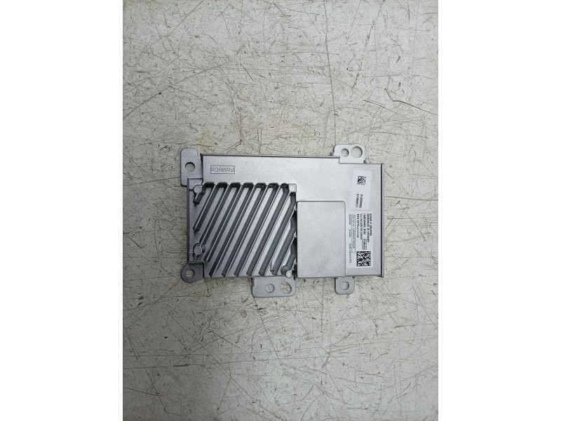 Recambio de modulo electronico para volkswagen caravelle t7 2.5 ehybrid referencia OEM IAM  RU5T14H474PFC 