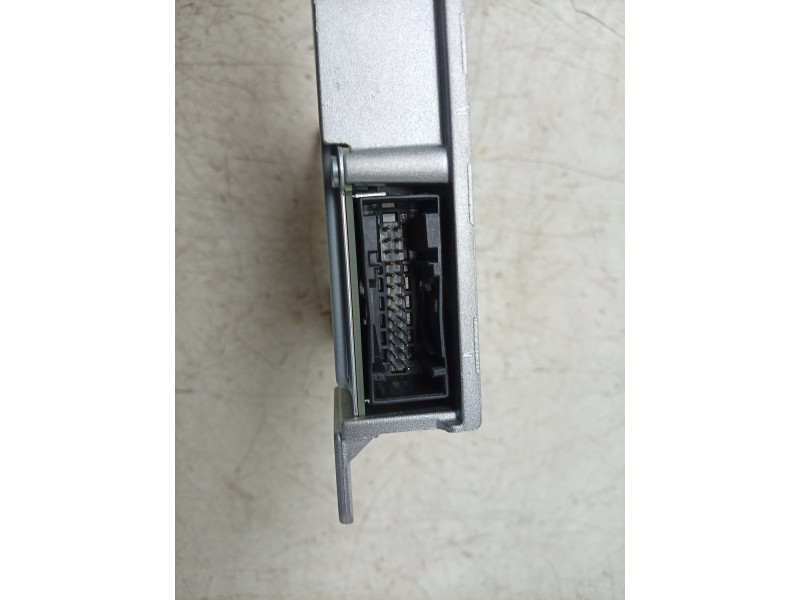 Recambio de modulo electronico para volkswagen caravelle t7 2.5 ehybrid referencia OEM IAM  RU5T14H474PFC 