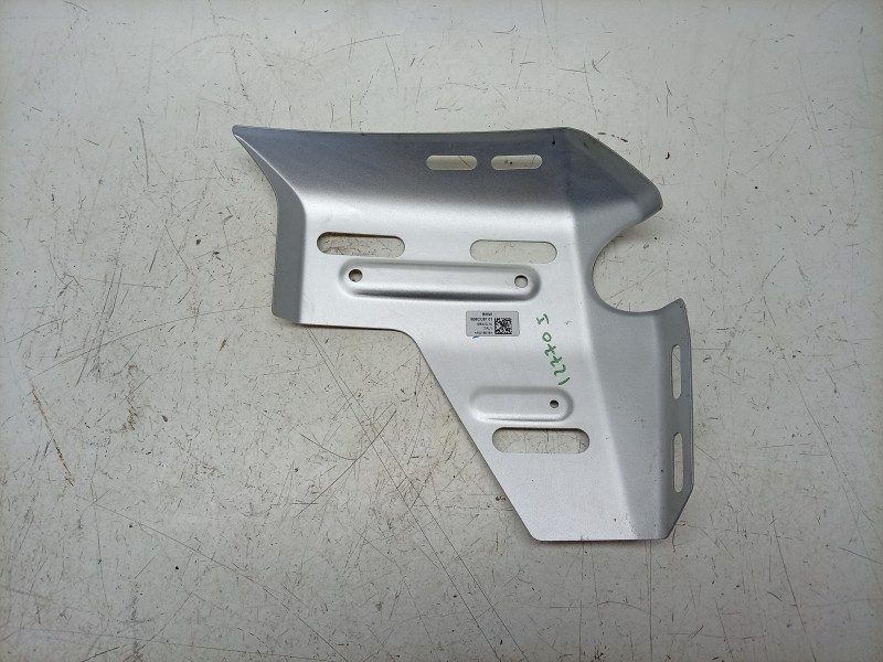 Recambio de moldura para bmw r 1300 gs adventure referencia OEM IAM  5B6CC6701 
