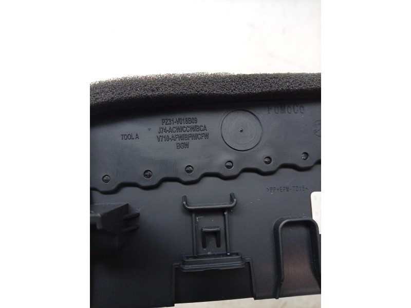 Recambio de aireador izquierdo para volkswagen caravelle t7 2.5 ehybrid referencia OEM IAM  PZ31V018B09 