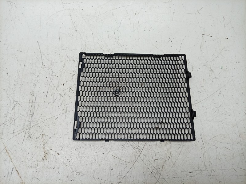 Recambio de rejilla delantera para bmw r 1300 gs adventure referencia OEM IAM  46631683109 