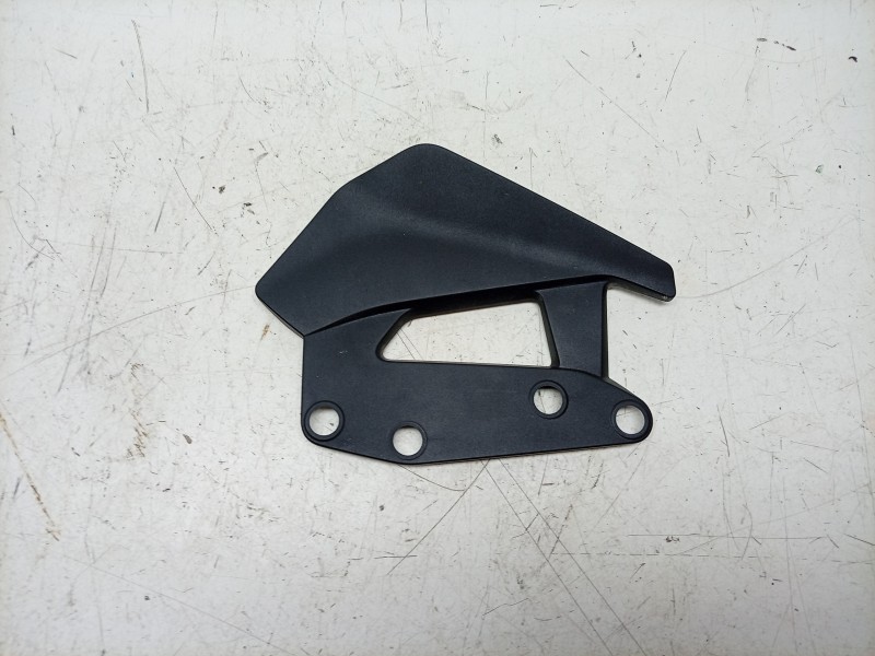 Recambio de moldura para bmw r 1300 gs adventure referencia OEM IAM  46631542702 