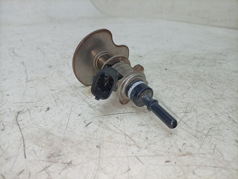 Recambio de inyector para land rover range rover evoque (l551) 2.0 d165 referencia OEM IAM  MX73189E3AB 
