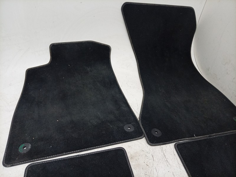 Recambio de juego alfombrillas para audi a5 sportback (f5a, f5f) 35 tfsi mild hybrid referencia OEM IAM  8W1863691B 
