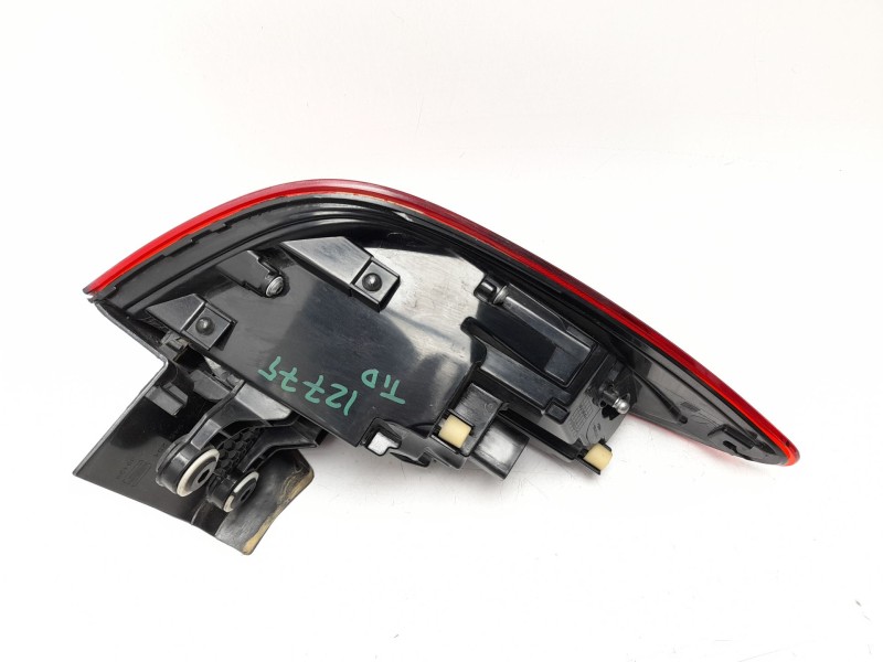 Recambio de piloto trasero derecho para cupra leon sportstourer (kl8, ku8, kud) 2.0 tsi 4drive referencia OEM IAM  5FA945208C 