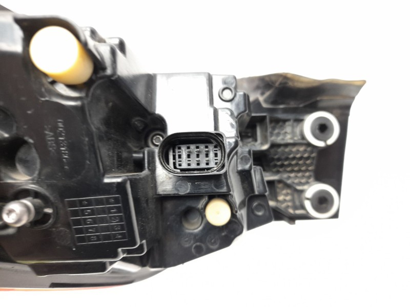 Recambio de piloto trasero derecho para cupra leon sportstourer (kl8, ku8, kud) 2.0 tsi 4drive referencia OEM IAM  5FA945208C 