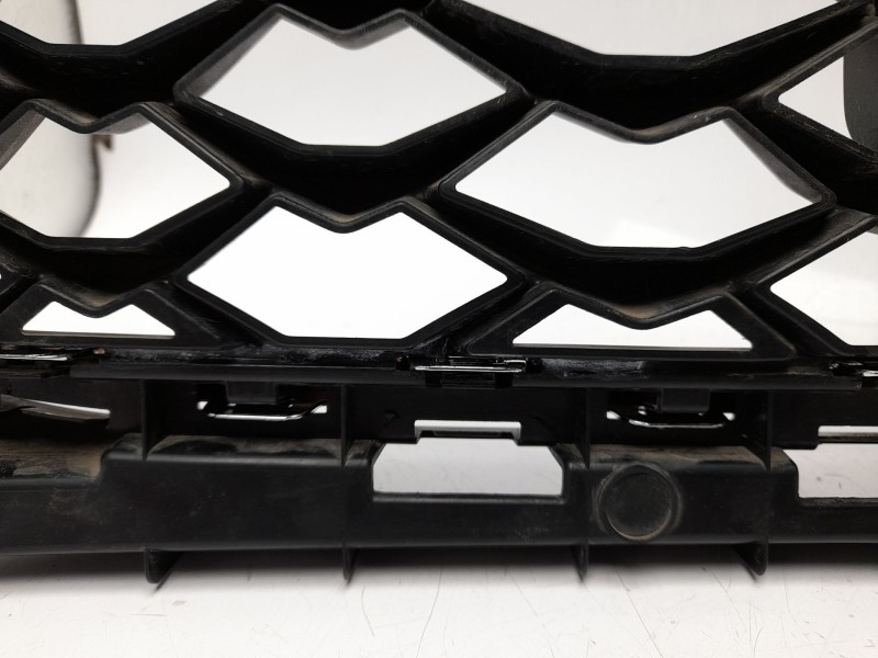 Recambio de rejilla delantera para seat leon sportstourer (kl8, kld) 1.5 etsi referencia OEM IAM  5FA853651E 