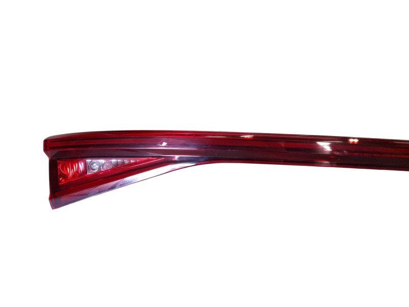 Recambio de piloto trasero central para cupra leon sportstourer (kl8, ku8, kud) 2.0 tsi 4drive referencia OEM IAM  5FE945307H 
