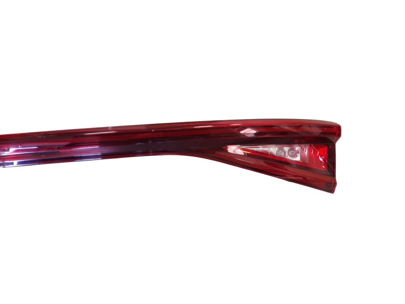 Recambio de piloto trasero central para cupra leon sportstourer (kl8, ku8, kud) 2.0 tsi 4drive referencia OEM IAM  5FE945307H 