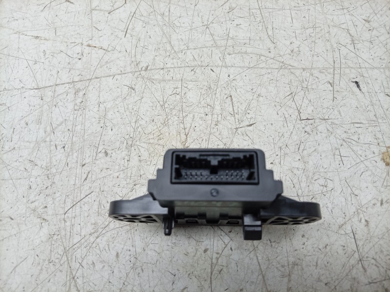 Recambio de modulo electronico para volkswagen caravelle t7 2.5 ehybrid referencia OEM IAM  PC3B13C148AU 
