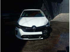 renault clio v (b7_) del año 2024 2
