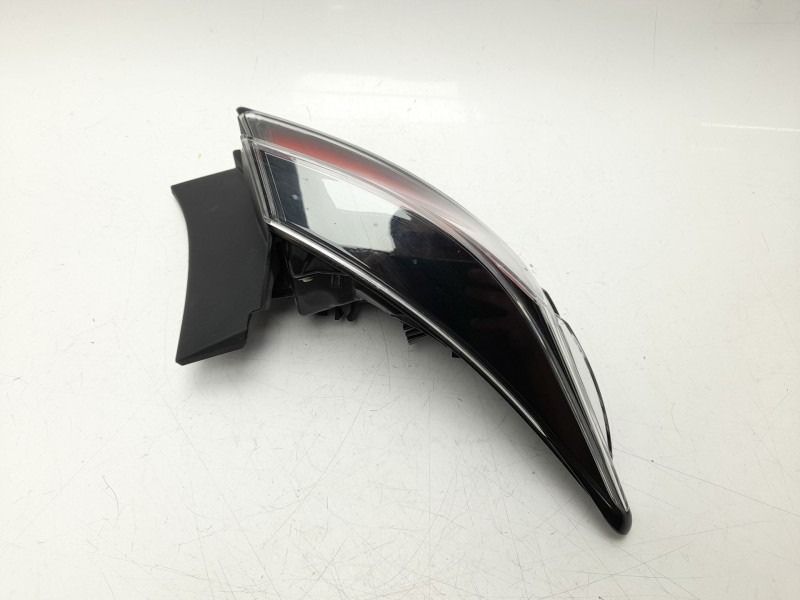 Recambio de piloto trasero izquierdo para toyota corolla hatchback (_e21_, _ea1_, _eh1_) 2.0 hybrid (mzeh12) referencia OEM IAM 