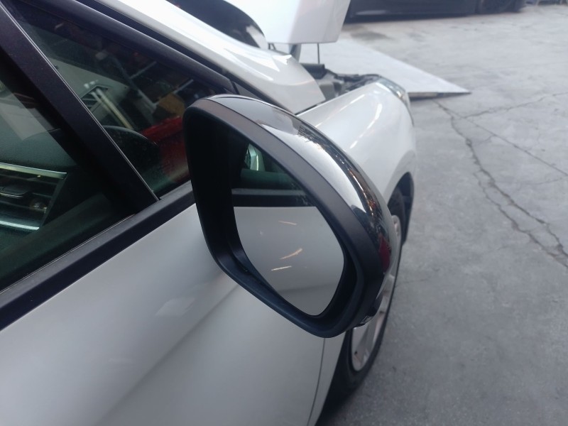 Recambio de retrovisor derecho para renault clio v (b7_) 1.0 lpg (b7mt) referencia OEM IAM   