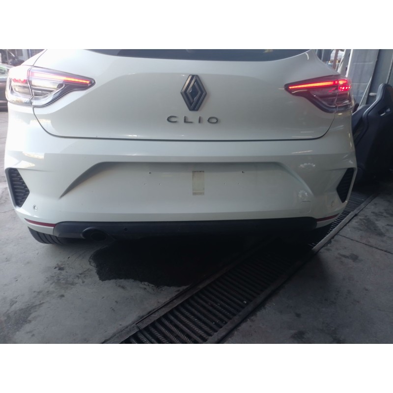 Recambio de paragolpes trasero para renault clio v (b7_) 1.0 lpg (b7mt) referencia OEM IAM   