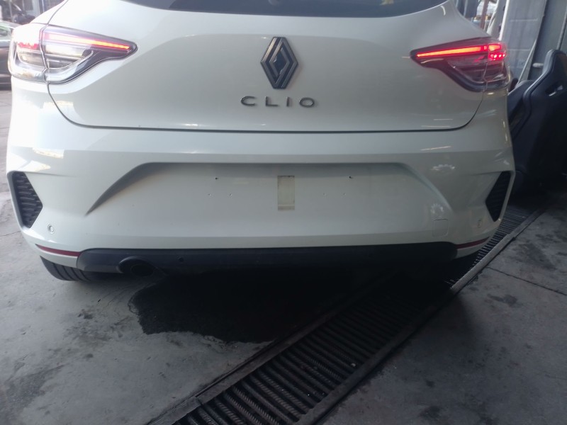 Recambio de paragolpes trasero para renault clio v (b7_) 1.0 lpg (b7mt) referencia OEM IAM   