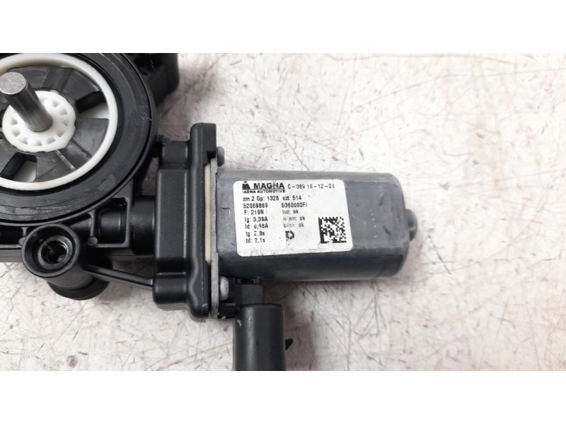Recambio de motor elevalunas delantero derecho para fiat nuova 500 (150) club referencia OEM IAM 52089869  