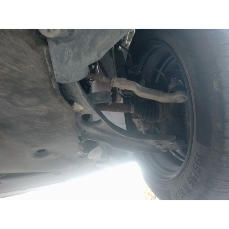 Recambio de brazo suspension inferior delantero derecho para renault clio v (b7_) 1.0 lpg (b7mt) referencia OEM IAM   