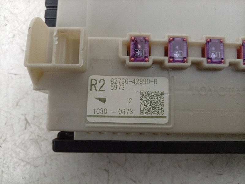 Recambio de modulo electronico para toyota rav4 hybrid 4x2 advance referencia OEM IAM  8273042890 