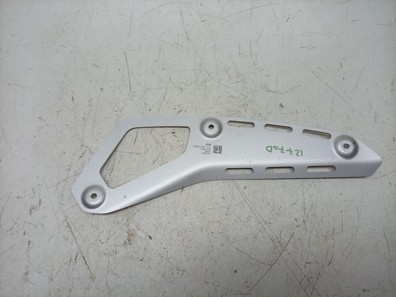 Recambio de moldura para bmw r 1300 gs adventure referencia OEM IAM  5B6CC5201 