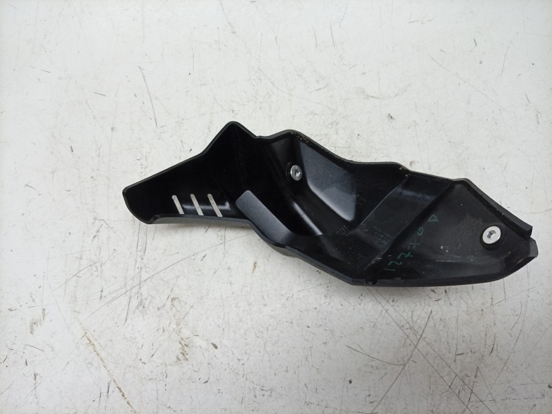 Recambio de moldura para bmw r 1300 gs adventure referencia OEM IAM  11121030484 