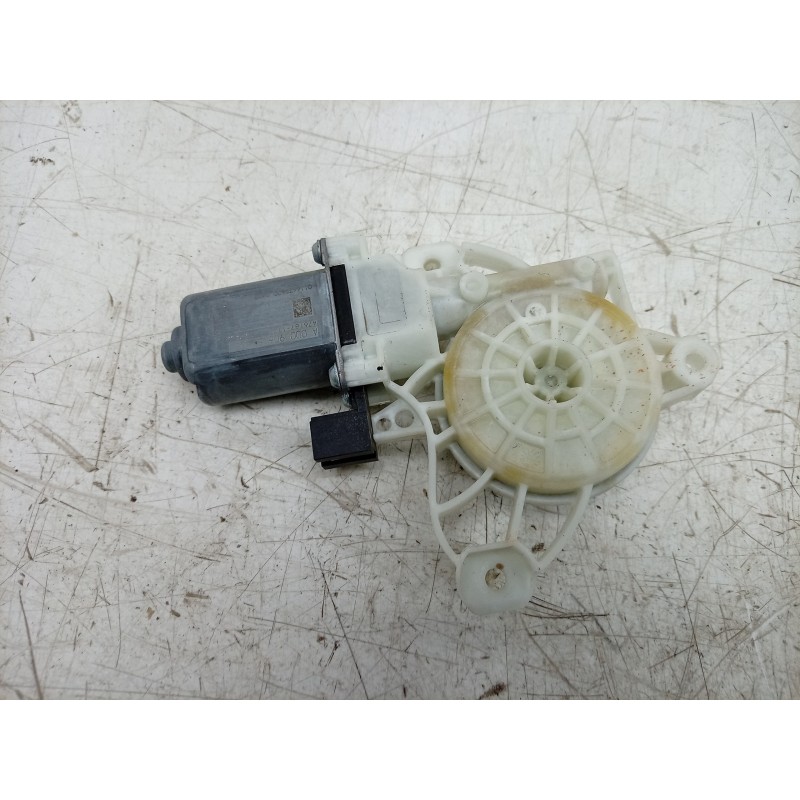 Recambio de motor elevalunas delantero derecho para mercedes-benz clase gla (bm 247) gla 200 (247.787) referencia OEM IAM  A0009