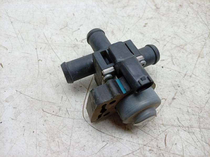 Recambio de termostato para mercedes-benz clase gla (bm 247) gla 200 (247.787) referencia OEM IAM A2465000040 A2465000040 391035