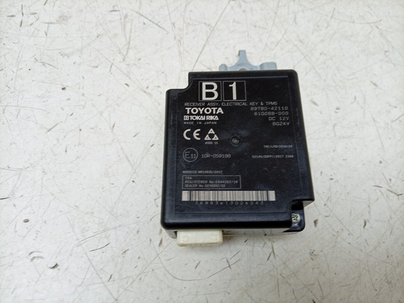 Recambio de modulo electronico para toyota rav4 hybrid 4x2 advance referencia OEM IAM  897B0421110 
