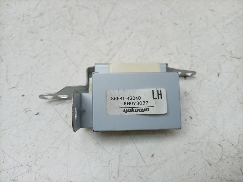 Recambio de modulo electronico para toyota rav4 hybrid 4x2 advance referencia OEM IAM  8668142040 