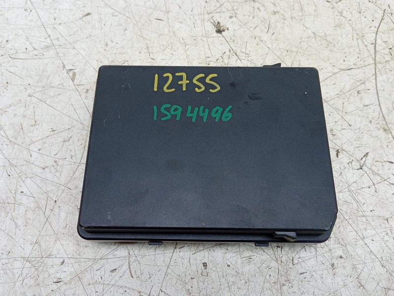 Recambio de caja reles / fusibles para dacia sandero iii 1.0 tce 90 eco-g referencia OEM IAM  284B64435R 