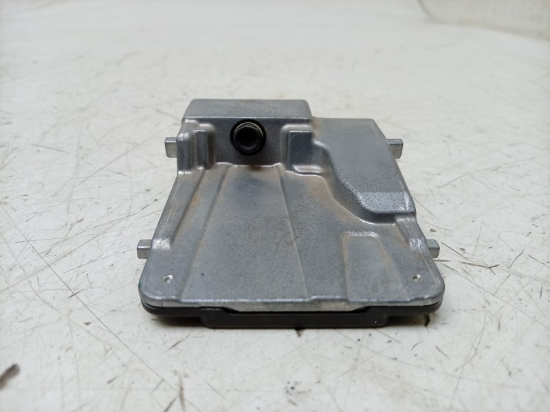 Recambio de camara vision frontal para toyota rav4 hybrid 4x2 advance referencia OEM IAM  8646C42032 