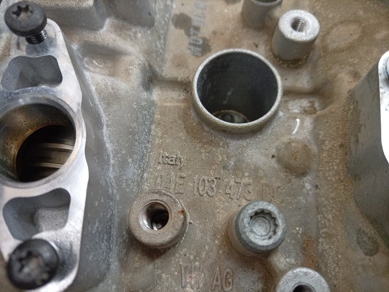 Recambio de culata para volkswagen t-roc (a11, d11) 1.5 tsi referencia OEM IAM   
