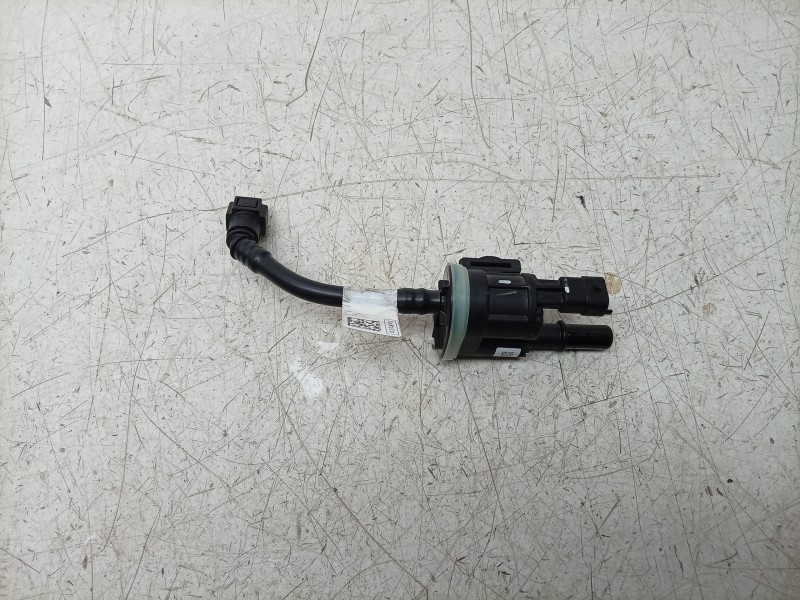 Recambio de valvula solenoide para volkswagen caravelle t7 2.5 ehybrid referencia OEM IAM  HU5A9Y477AC 