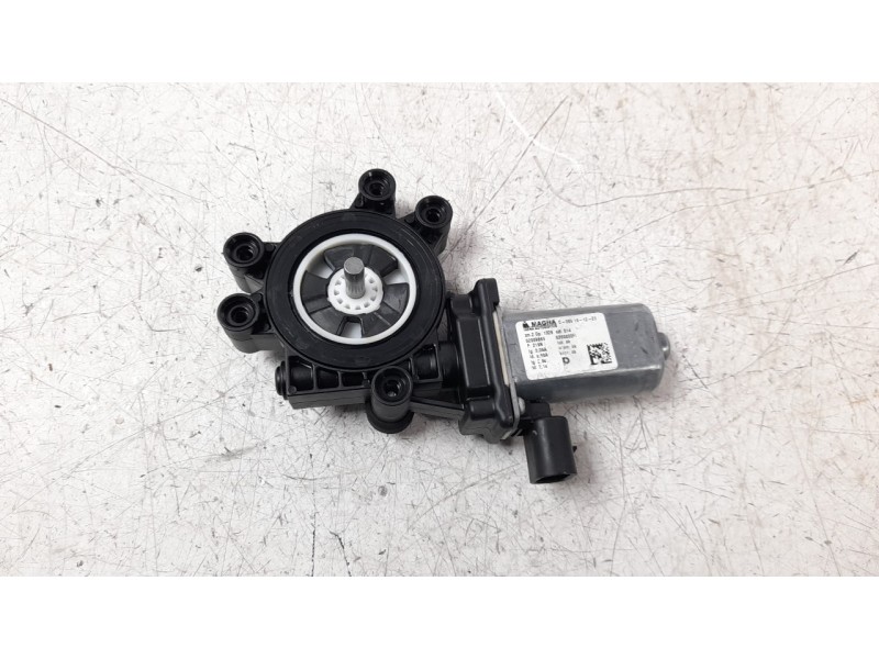Recambio de motor elevalunas delantero derecho para fiat nuova 500 (150) club referencia OEM IAM 52089869  
